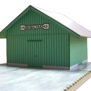 111-10-2 - Bahnhof Laubenbachmühle - Güterschuppen