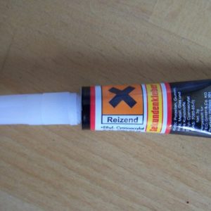 KS-01  Sekundenkleber